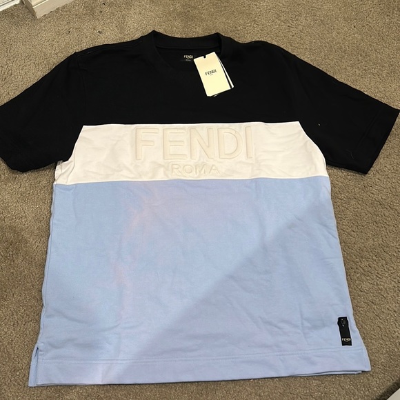 Fendi tshirt